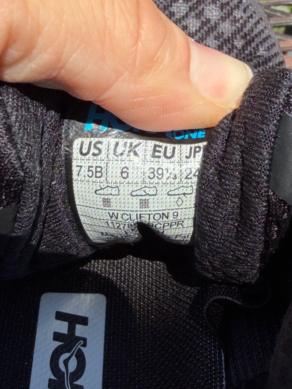 Hoka One One Clifton 9 Women’s Running Gym Training Shoes Black Gold - Size 7.5 - Picture 9 of 9
